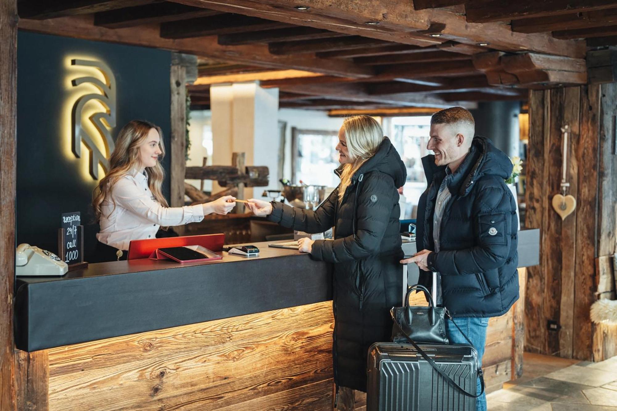 Zermatt Budget Rooms Bagian luar foto