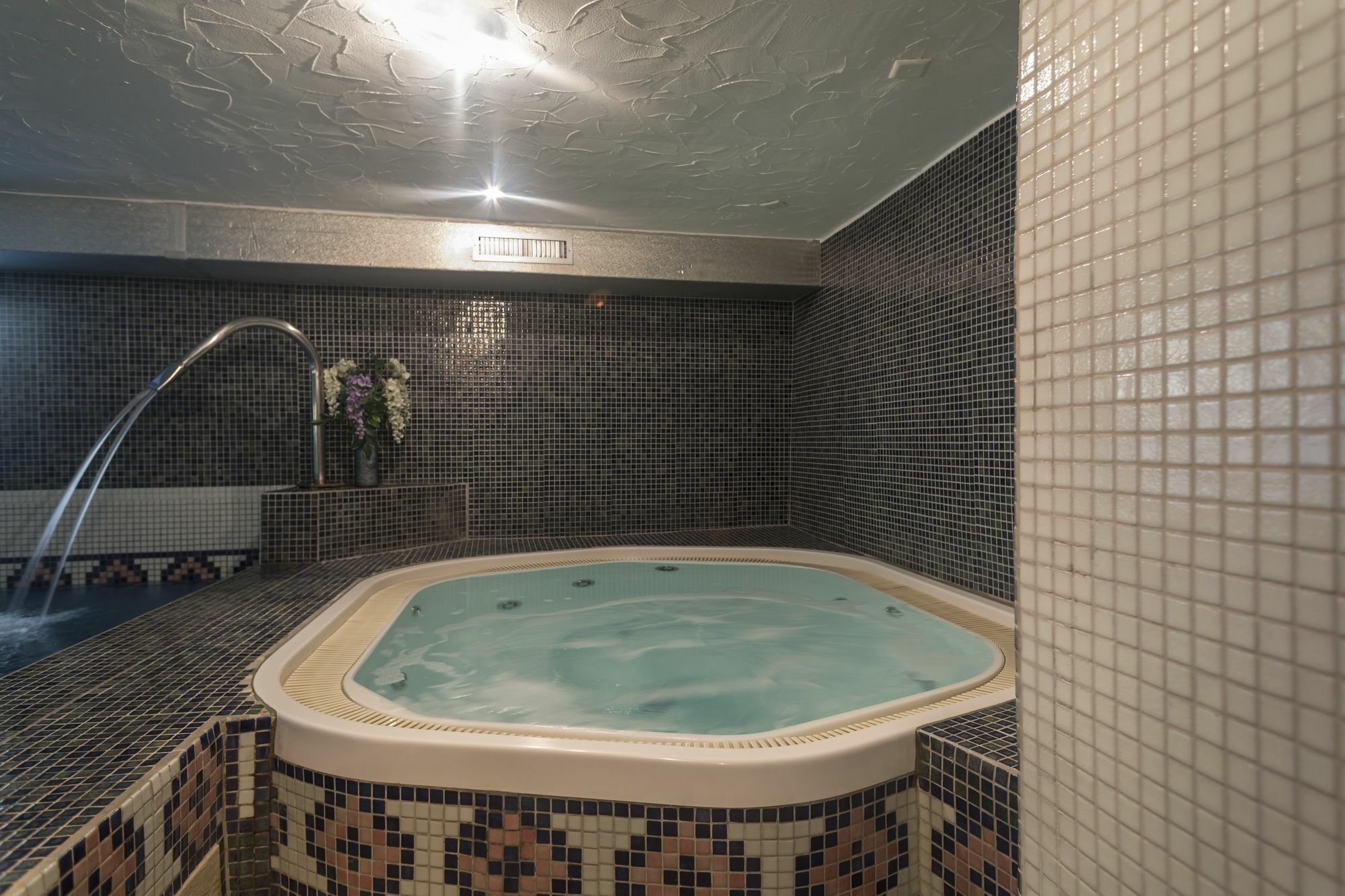 Zermatt Budget Rooms Bagian luar foto